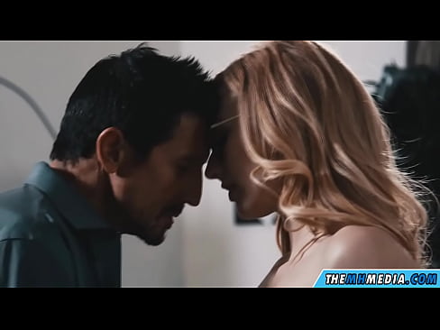 ❤️ Ρομαντικό σεξ με μια πρόστυχη ξανθιά. ❌ Γαμημένο βίντεο ❤