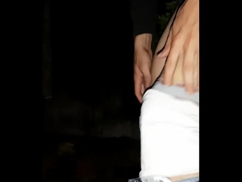 ❤️ Ο γείτονάς μου πήδηξε στον τοίχο καραντίνας μου ❌ Γαμημένο βίντεο ❤